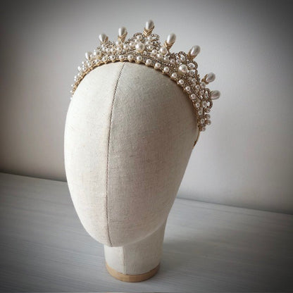 Tiara Pearl with diamantes on gold setting MHB21